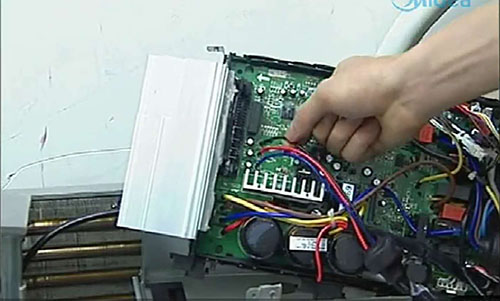 清水河美的空调电话是多少